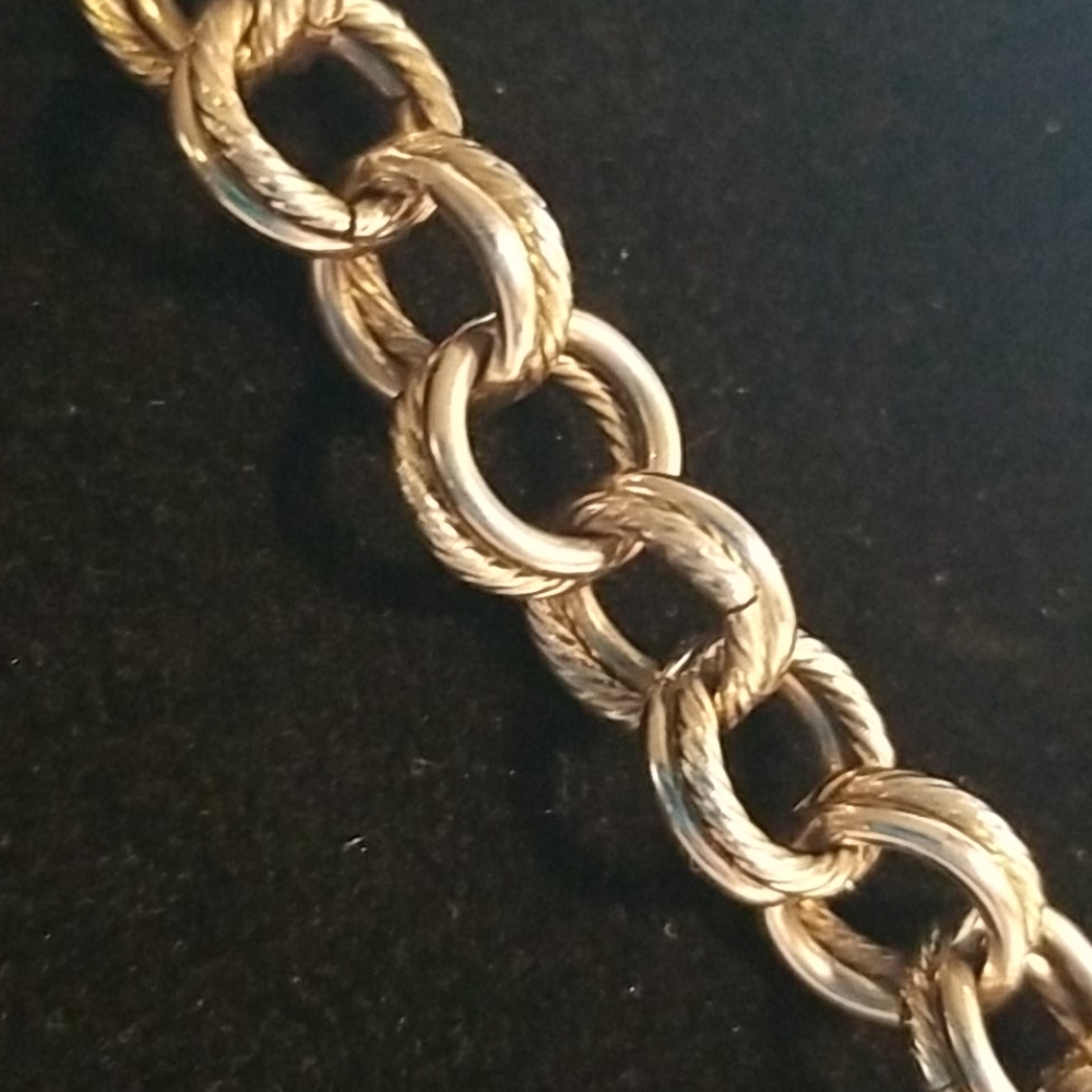 Necklace - Picture 5 of 8